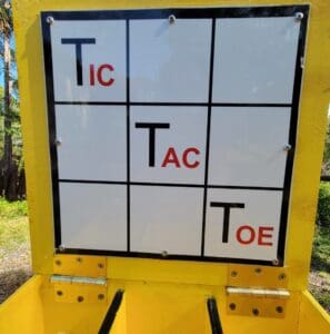 Inflatable Tic Tac Toe / Darts photo 3